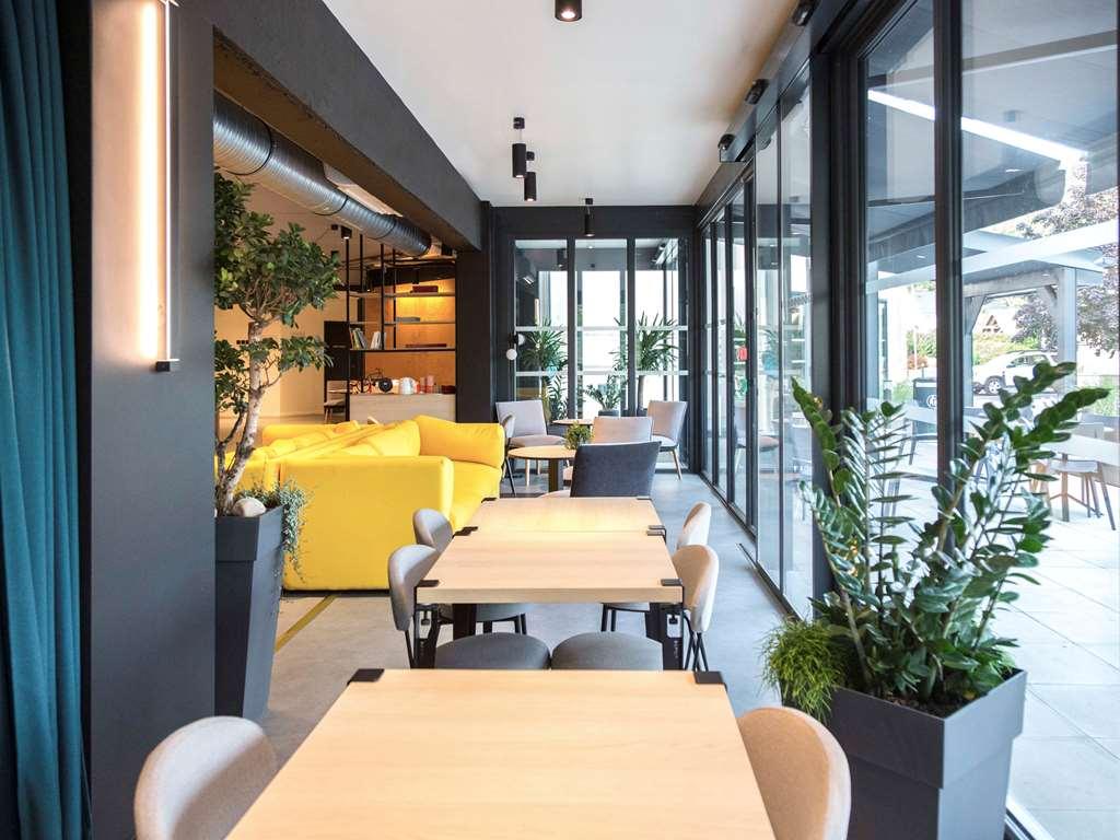 Готель Ibis Styles Bale-Mulhouse Aeroport Блоцайм Ресторан фото